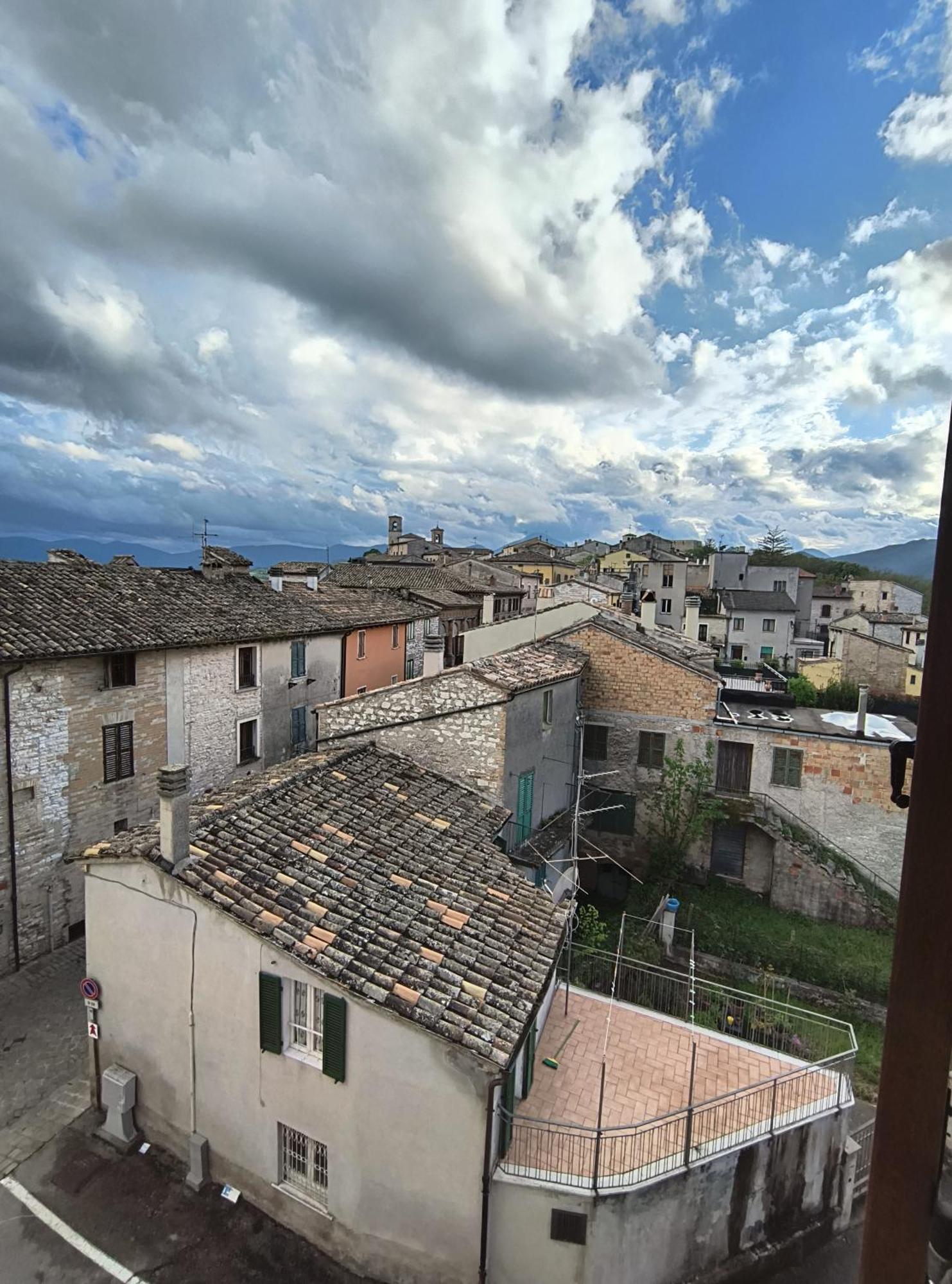 Degli Alessandri House Sassoferrato Экстерьер фото
