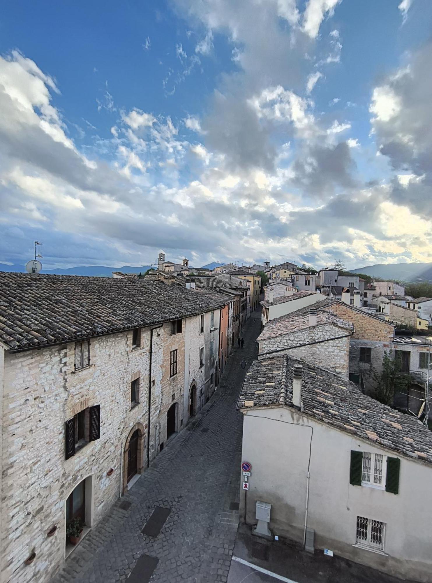 Degli Alessandri House Sassoferrato Экстерьер фото